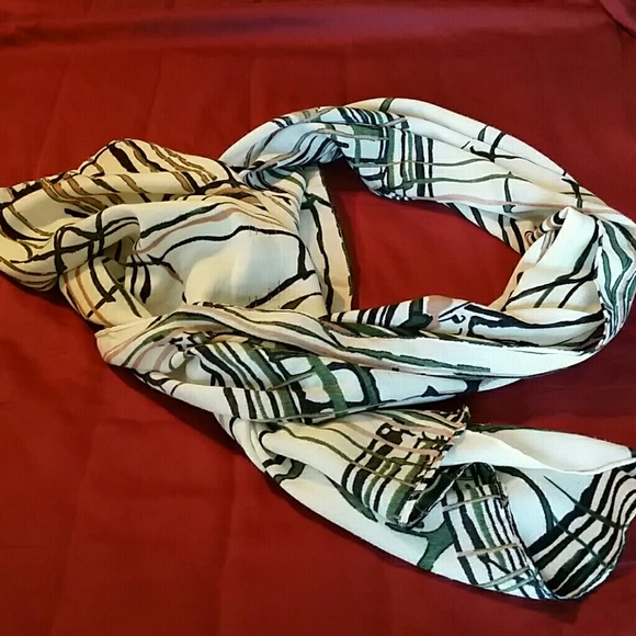 Scarf - Picture 1 of 3